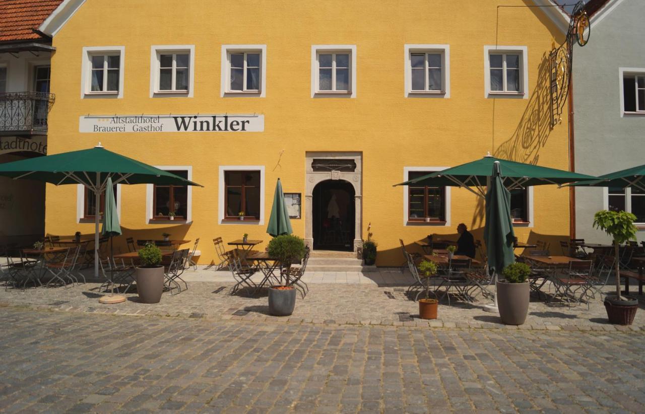 Altstadthotel Brauereigasthof Winkler Berching Esterno foto