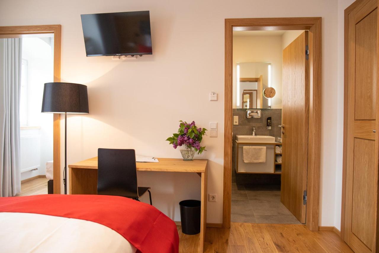 Altstadthotel Brauereigasthof Winkler Berching Esterno foto