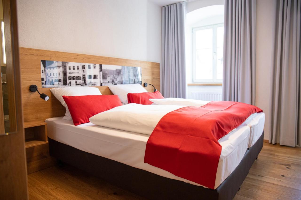 Altstadthotel Brauereigasthof Winkler Berching Esterno foto